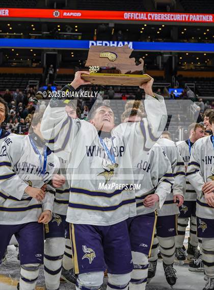 Thumbnail 3 in  Winthrop vs Dedham (MIAA Division 4 Final) photogallery.