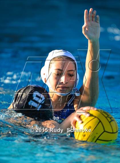 Thumbnail 1 in Mater Dei Catholic vs. La Jolla Country Day (East County Invitational) photogallery.