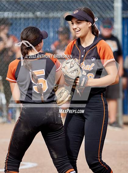 Thumbnail 2 in Central @ Sutter (CIF NorCal D3 Championship) photogallery.