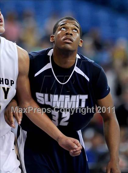 Thumbnail 3 in Archbishop Mitty vs. Summit (CIF State D2 Final) photogallery.