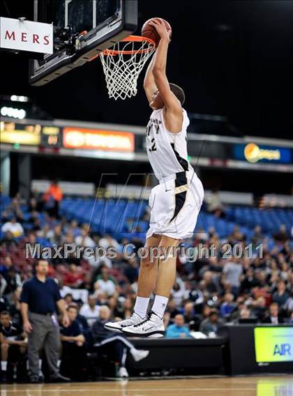 Thumbnail 3 in Archbishop Mitty vs. Summit (CIF State D2 Final) photogallery.