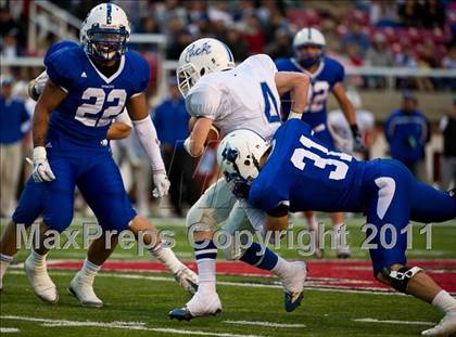 Thumbnail 3 in Fremont vs. Bingham (UHSAA 5A Final) photogallery.
