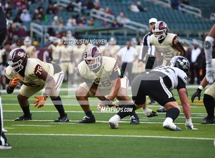 Thumbnail 1 in Summer Creek vs. Steele (UIL Football 6A Division II Semifinal) photogallery.