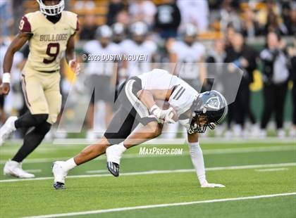 Thumbnail 1 in Summer Creek vs. Steele (UIL Football 6A Division II Semifinal) photogallery.