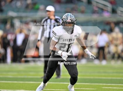 Thumbnail 3 in Summer Creek vs. Steele (UIL Football 6A Division II Semifinal) photogallery.