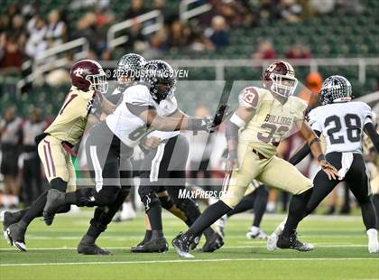 Thumbnail 3 in Summer Creek vs. Steele (UIL Football 6A Division II Semifinal) photogallery.