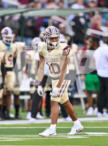 Thumbnail 3 in Summer Creek vs. Steele (UIL Football 6A Division II Semifinal) photogallery.