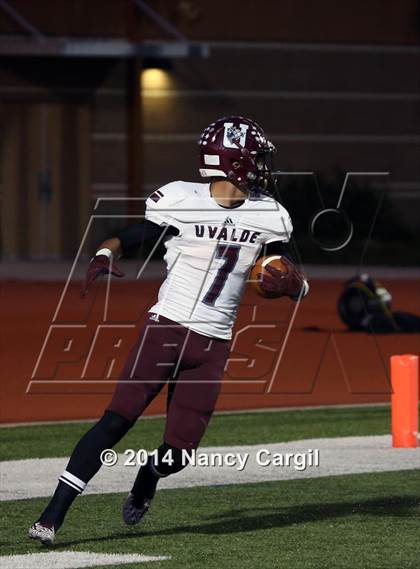 Thumbnail 1 in Uvalde@ Laredo Cigarroa photogallery.