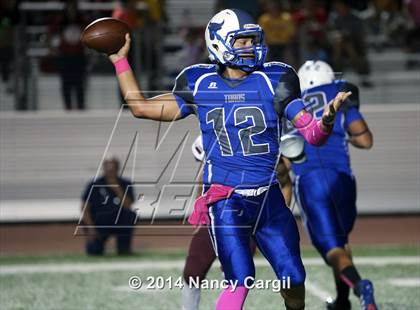 Thumbnail 1 in Uvalde@ Laredo Cigarroa photogallery.