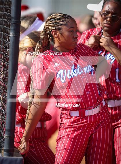Thumbnail 1 in South Panola @ Warren Central photogallery.