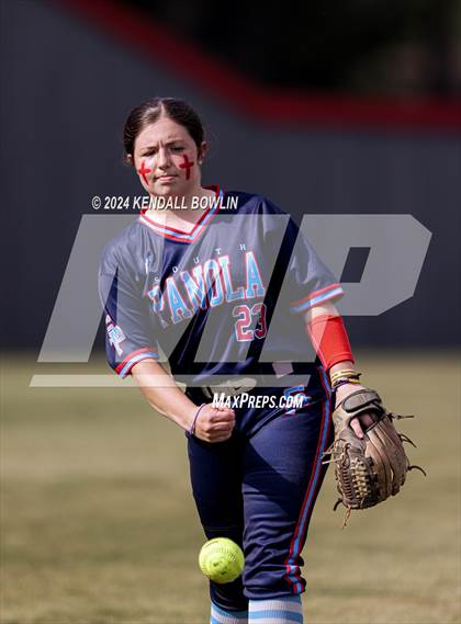 Thumbnail 1 in South Panola @ Warren Central photogallery.