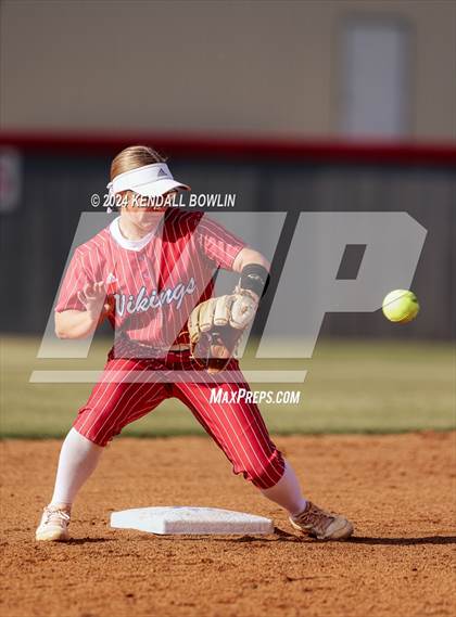 Thumbnail 3 in South Panola @ Warren Central photogallery.