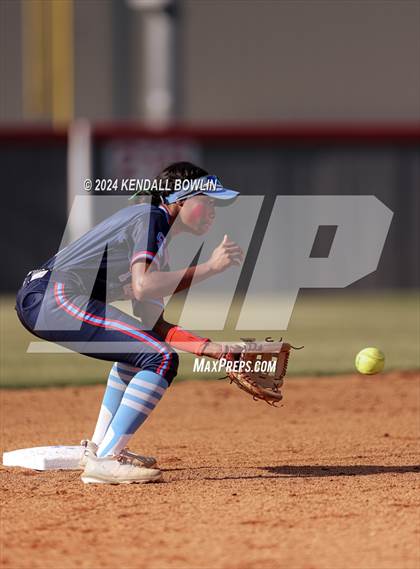 Thumbnail 3 in South Panola @ Warren Central photogallery.