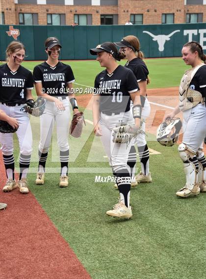 Thumbnail 3 in Grandview vs. Coahoma (UIL Softball 3A Final) photogallery.