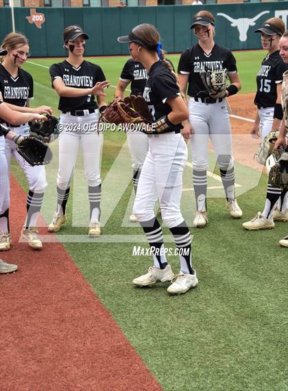 Thumbnail 2 in Grandview vs. Coahoma (UIL Softball 3A Final) photogallery.