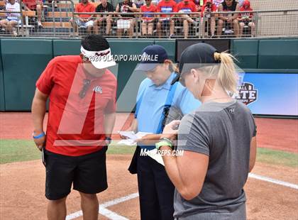 Thumbnail 2 in Grandview vs. Coahoma (UIL Softball 3A Final) photogallery.