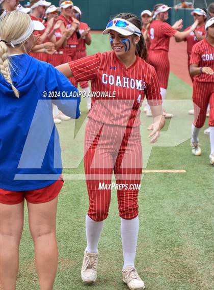 Thumbnail 2 in Grandview vs. Coahoma (UIL Softball 3A Final) photogallery.