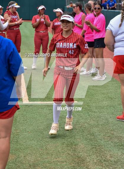 Thumbnail 1 in Grandview vs. Coahoma (UIL Softball 3A Final) photogallery.