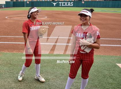 Thumbnail 1 in Grandview vs. Coahoma (UIL Softball 3A Final) photogallery.