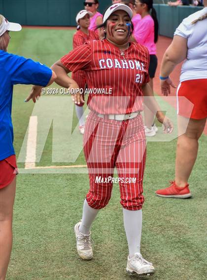 Thumbnail 3 in Grandview vs. Coahoma (UIL Softball 3A Final) photogallery.