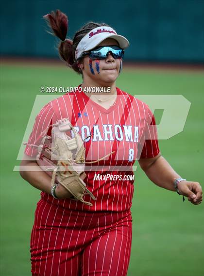 Thumbnail 2 in Grandview vs. Coahoma (UIL Softball 3A Final) photogallery.