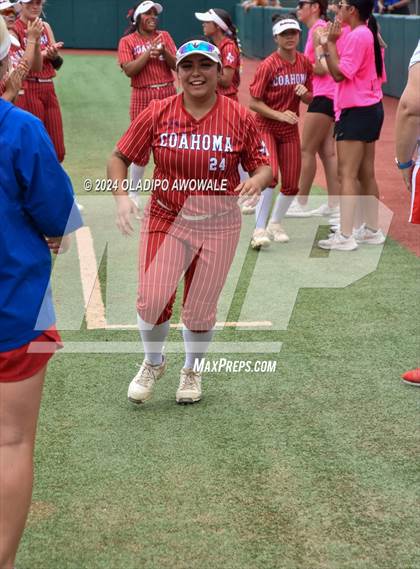Thumbnail 2 in Grandview vs. Coahoma (UIL Softball 3A Final) photogallery.