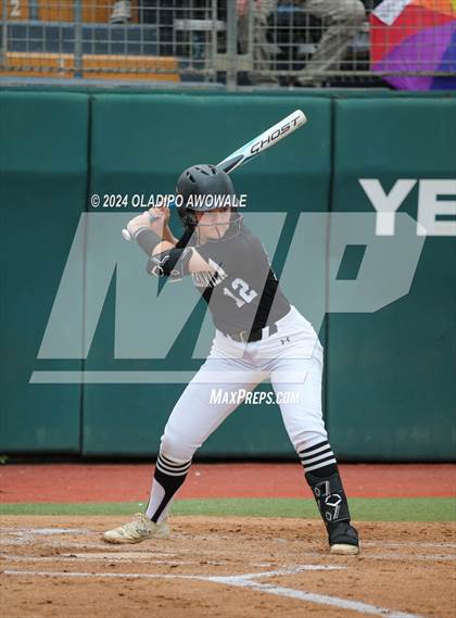 Thumbnail 3 in Grandview vs. Coahoma (UIL Softball 3A Final) photogallery.
