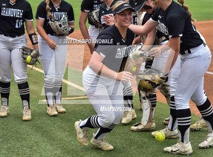 Thumbnail 2 in Grandview vs. Coahoma (UIL Softball 3A Final) photogallery.