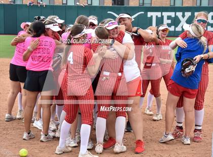 Thumbnail 3 in Grandview vs. Coahoma (UIL Softball 3A Final) photogallery.