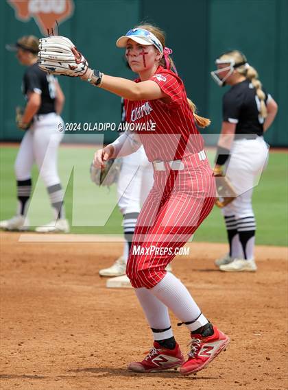 Thumbnail 2 in Grandview vs. Coahoma (UIL Softball 3A Final) photogallery.