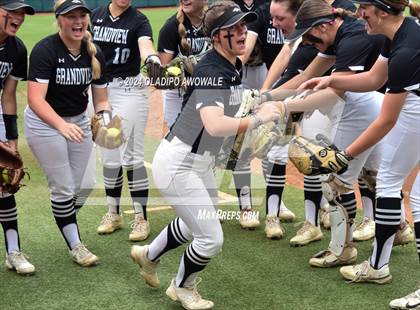 Thumbnail 2 in Grandview vs. Coahoma (UIL Softball 3A Final) photogallery.
