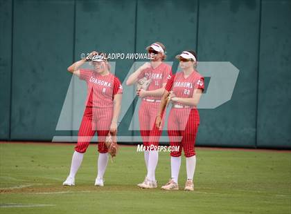 Thumbnail 3 in Grandview vs. Coahoma (UIL Softball 3A Final) photogallery.