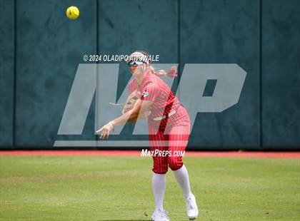 Thumbnail 1 in Grandview vs. Coahoma (UIL Softball 3A Final) photogallery.