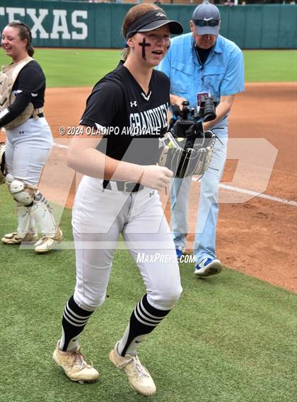 Thumbnail 2 in Grandview vs. Coahoma (UIL Softball 3A Final) photogallery.