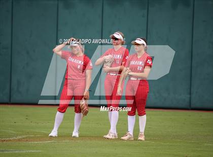 Thumbnail 1 in Grandview vs. Coahoma (UIL Softball 3A Final) photogallery.