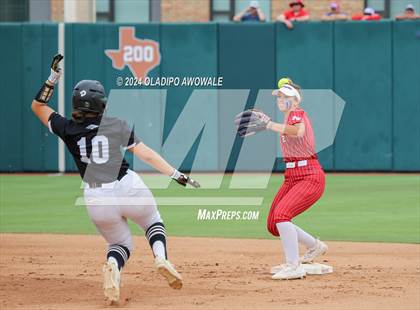 Thumbnail 2 in Grandview vs. Coahoma (UIL Softball 3A Final) photogallery.