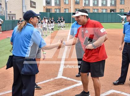 Thumbnail 2 in Grandview vs. Coahoma (UIL Softball 3A Final) photogallery.