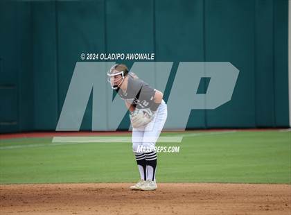 Thumbnail 1 in Grandview vs. Coahoma (UIL Softball 3A Final) photogallery.