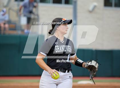 Thumbnail 3 in Grandview vs. Coahoma (UIL Softball 3A Final) photogallery.
