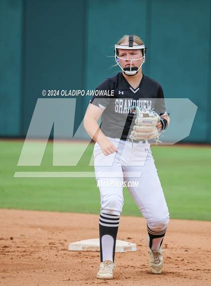 Thumbnail 3 in Grandview vs. Coahoma (UIL Softball 3A Final) photogallery.