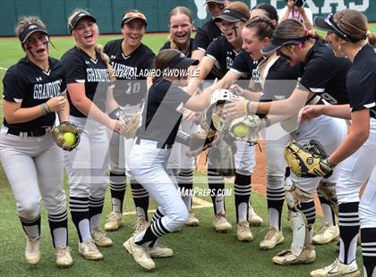 Thumbnail 2 in Grandview vs. Coahoma (UIL Softball 3A Final) photogallery.