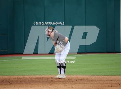 Thumbnail 2 in Grandview vs. Coahoma (UIL Softball 3A Final) photogallery.