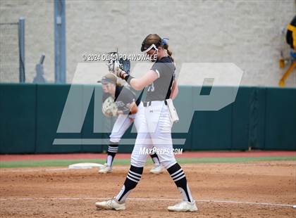 Thumbnail 3 in Grandview vs. Coahoma (UIL Softball 3A Final) photogallery.