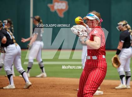 Thumbnail 3 in Grandview vs. Coahoma (UIL Softball 3A Final) photogallery.