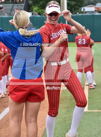 Thumbnail 2 in Grandview vs. Coahoma (UIL Softball 3A Final) photogallery.