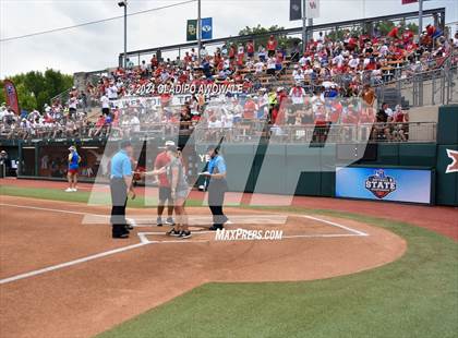 Thumbnail 2 in Grandview vs. Coahoma (UIL Softball 3A Final) photogallery.