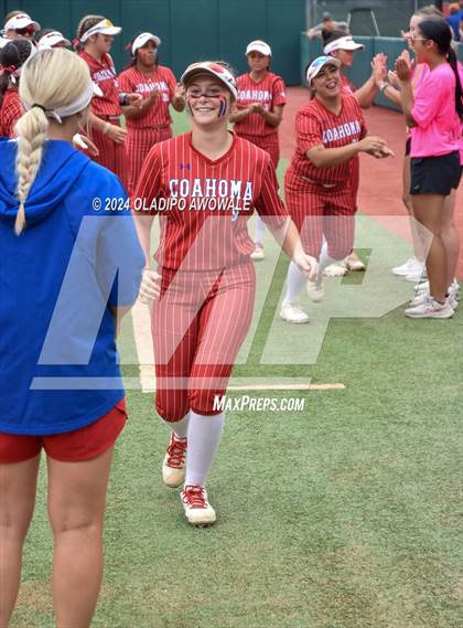 Thumbnail 3 in Grandview vs. Coahoma (UIL Softball 3A Final) photogallery.