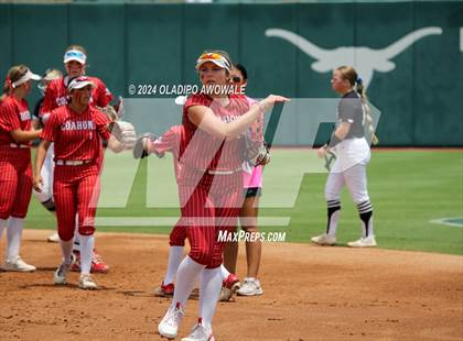 Thumbnail 2 in Grandview vs. Coahoma (UIL Softball 3A Final) photogallery.