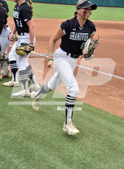 Thumbnail 1 in Grandview vs. Coahoma (UIL Softball 3A Final) photogallery.