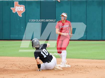 Thumbnail 2 in Grandview vs. Coahoma (UIL Softball 3A Final) photogallery.